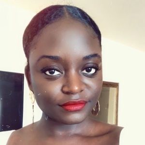 Meet your Posher, Daviatta